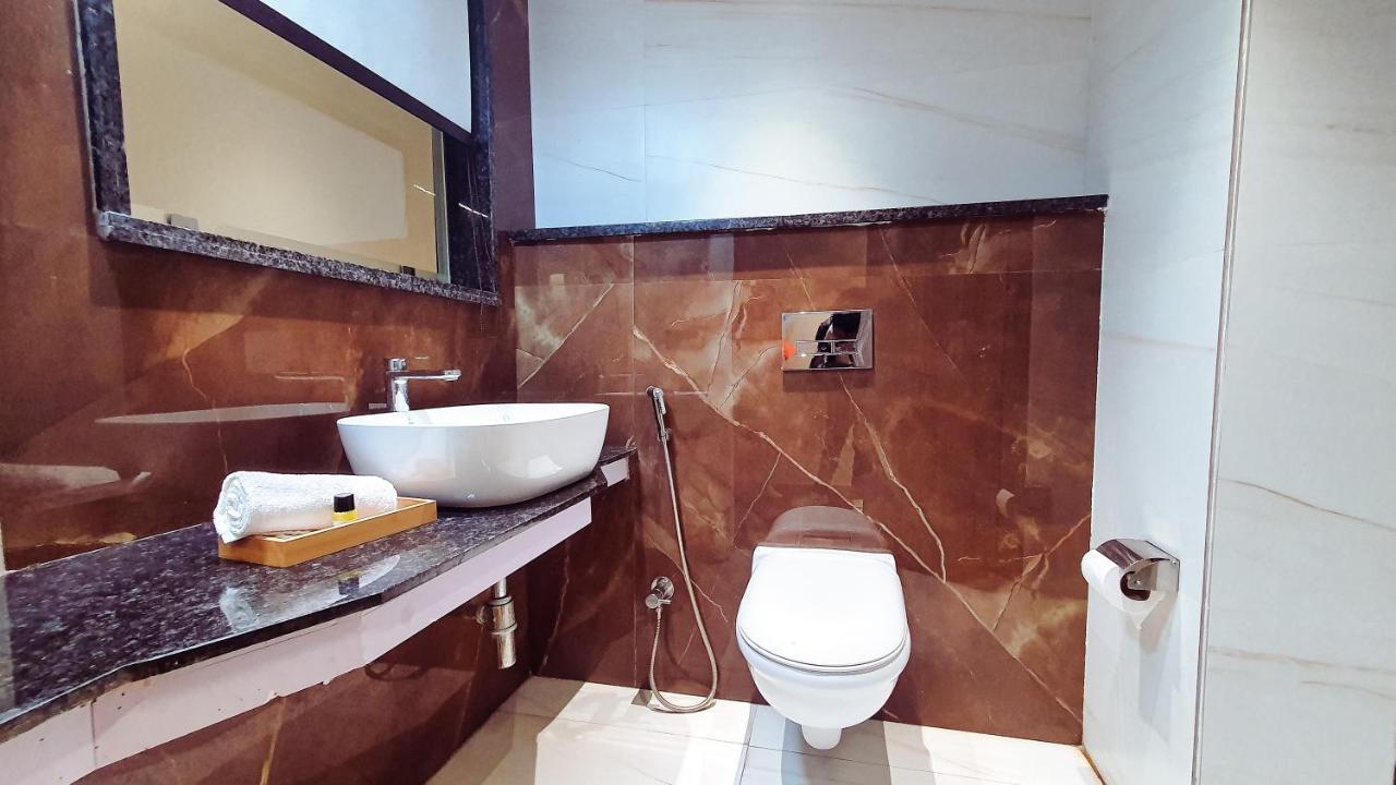 Aura Rooms เดห์ราดุน ภายนอก รูปภาพ