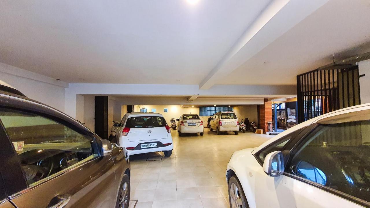 Aura Rooms เดห์ราดุน ภายนอก รูปภาพ